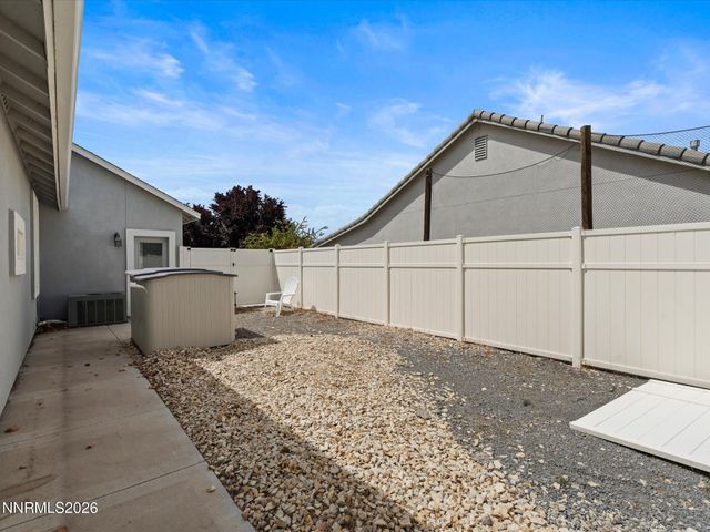 1122 Dixie Lane, Fernley, NV 89408