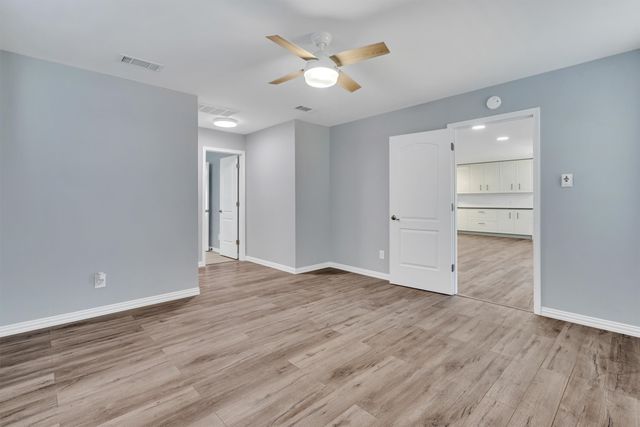 1707 Torch Drive, Arlington, TX 76015