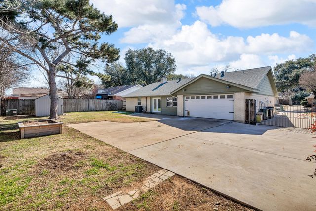 1707 Torch Drive, Arlington, TX 76015