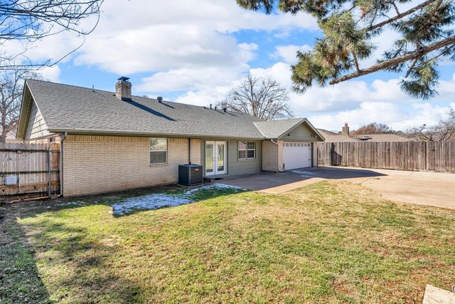 1707 Torch Drive, Arlington, TX 76015