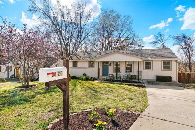 3125 Lake Park Dr, Nashville, TN 37211