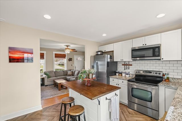 3125 Lake Park Dr, Nashville, TN 37211