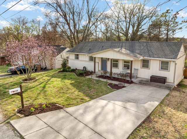 3125 Lake Park Dr, Nashville, TN 37211