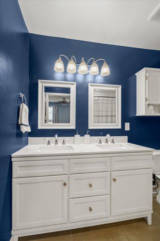 3125 Lake Park Dr, Nashville, TN 37211