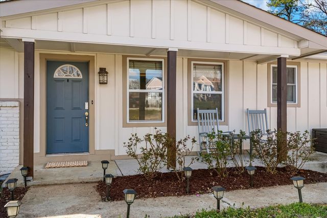 3125 Lake Park Dr, Nashville, TN 37211