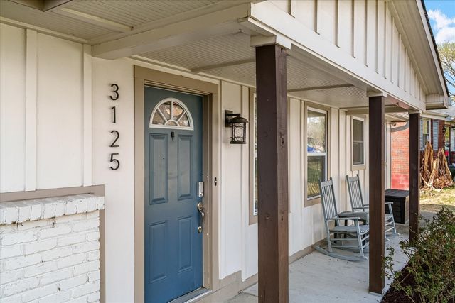 3125 Lake Park Dr, Nashville, TN 37211