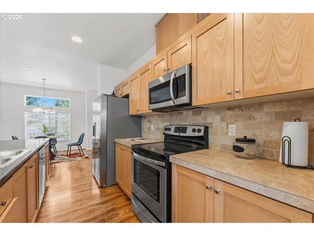 28538 Sw DUNDEE Ln, Wilsonville, OR 97070