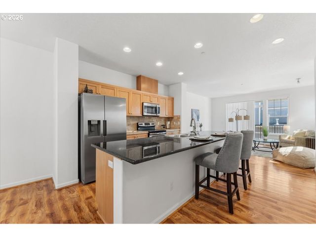 28538 Sw DUNDEE Ln, Wilsonville, OR 97070