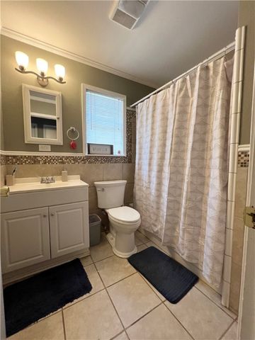 2029 S 2nd St, Kingsville, TX 78363