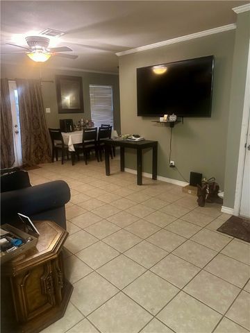 2029 S 2nd St, Kingsville, TX 78363