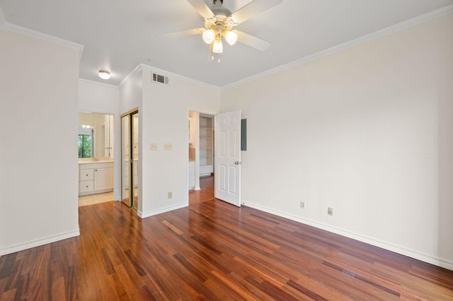 1741 Spyglass DR 1-127, Austin, TX 78746