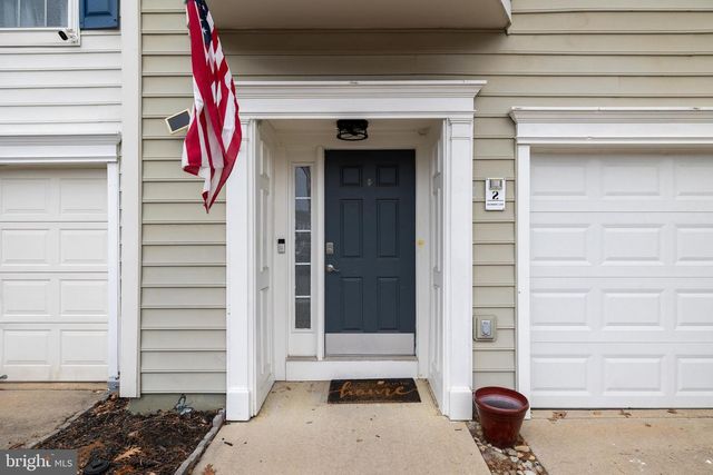 2 BAYBERRY LN, Delran, NJ 08075