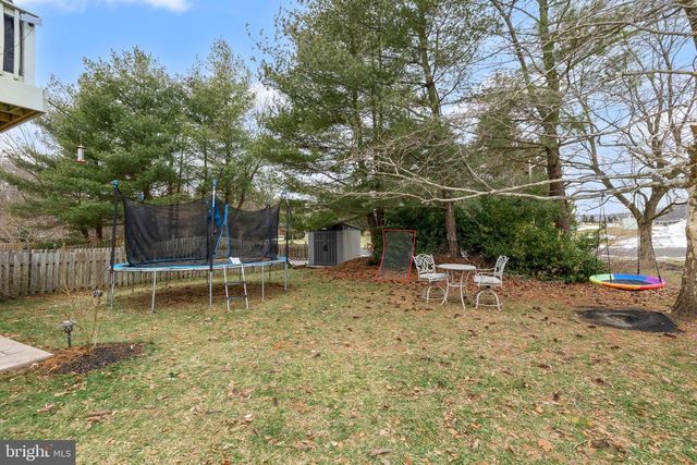 2 BAYBERRY LN, Delran, NJ 08075