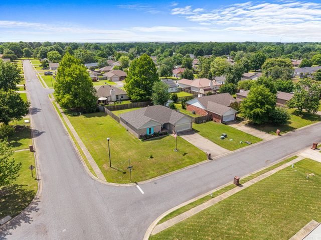 30 Applewood Drive, Cabot, AR 72023