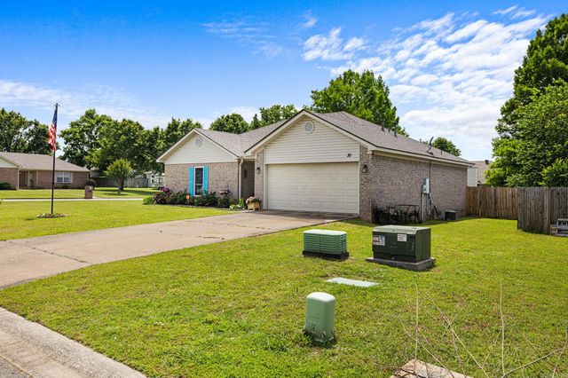 30 Applewood Drive, Cabot, AR 72023