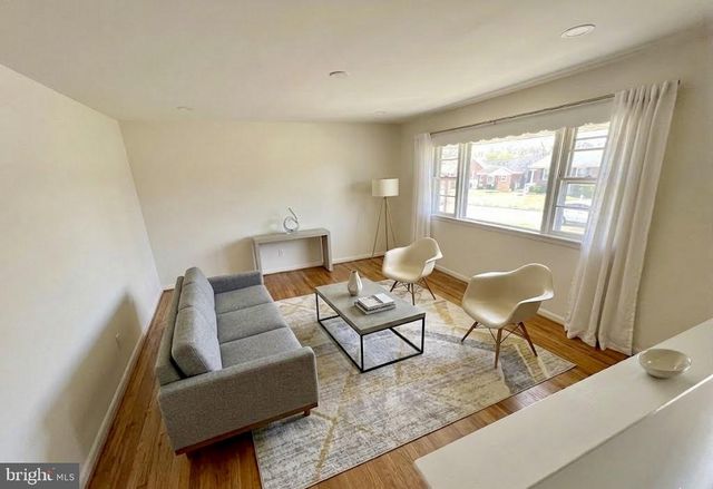 6807 ROBINIA RD, Temple Hills, MD 20748