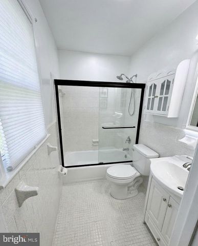 6807 ROBINIA RD, Temple Hills, MD 20748