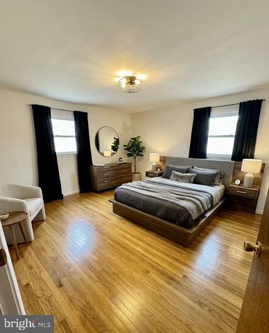 6807 ROBINIA RD, Temple Hills, MD 20748