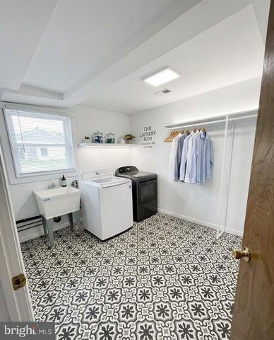 6807 ROBINIA RD, Temple Hills, MD 20748