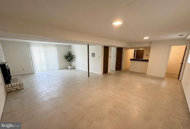 6807 ROBINIA RD, Temple Hills, MD 20748