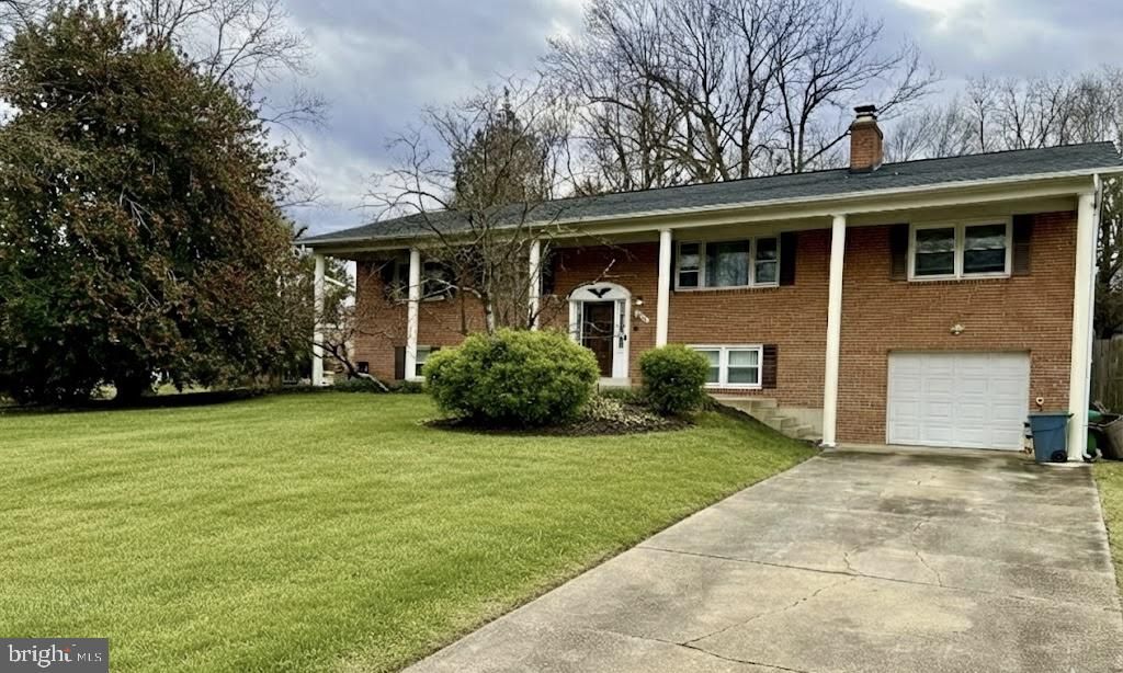 6807 ROBINIA RD, Temple Hills, MD 20748