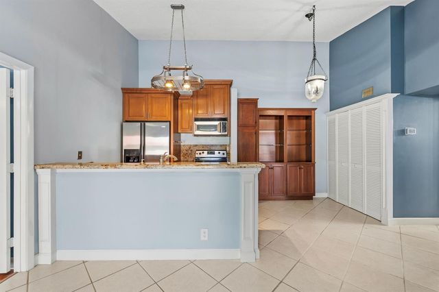 6314 Chasewood Drive E, Jupiter, FL 33458