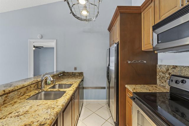 6314 Chasewood Drive E, Jupiter, FL 33458