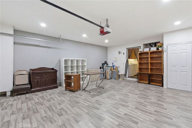 44846 Fenhold, Lancaster, CA 93535