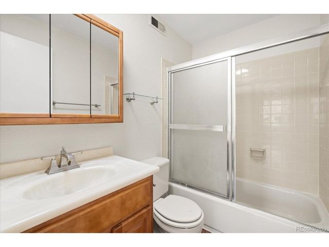 281 S Zinnia Way 2B, Denver, CO 80228