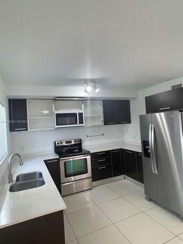 826 N 17th Ave, Hollywood, FL 33020