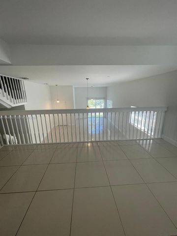 826 N 17th Ave, Hollywood, FL 33020