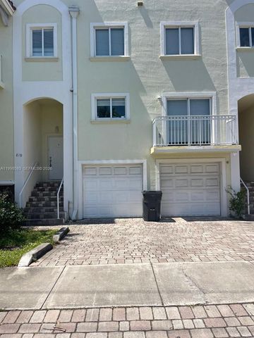826 N 17th Ave, Hollywood, FL 33020