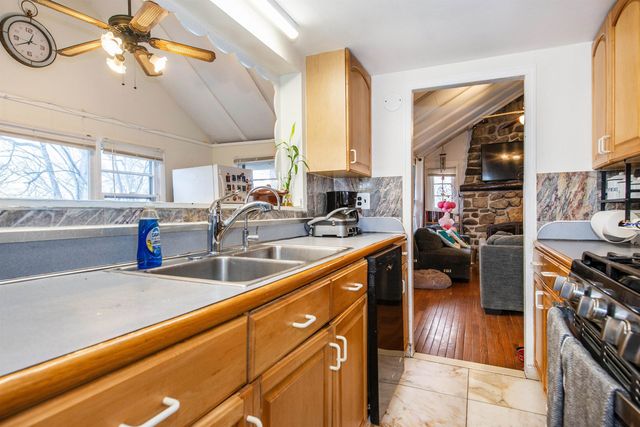 47 HILLSIDE RD, Sparta, NJ 07871