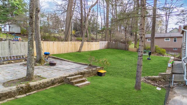 47 HILLSIDE RD, Sparta, NJ 07871