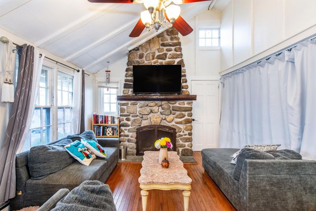 47 HILLSIDE RD, Sparta, NJ 07871