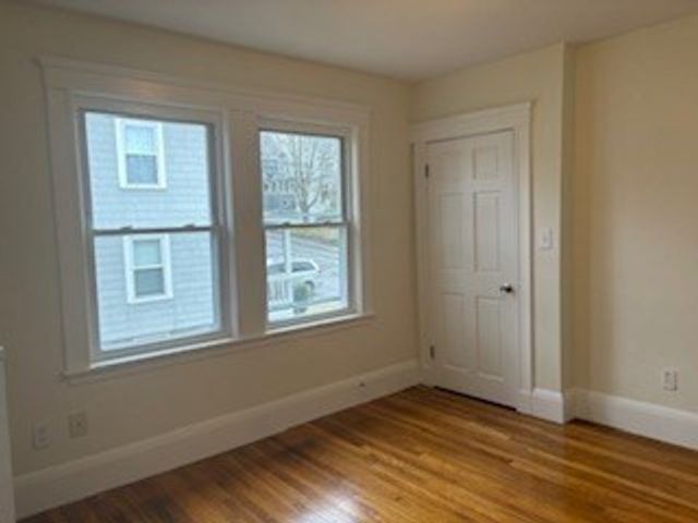 26 Lebanon 26, Winchester, MA 01890