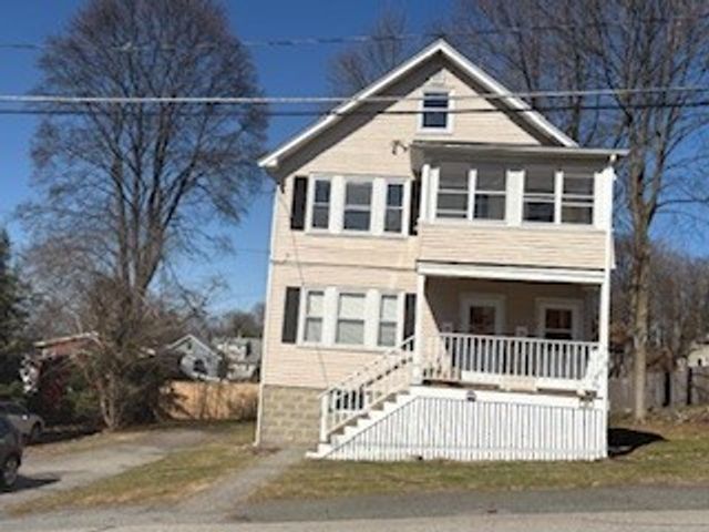 26 Lebanon 26, Winchester, MA 01890