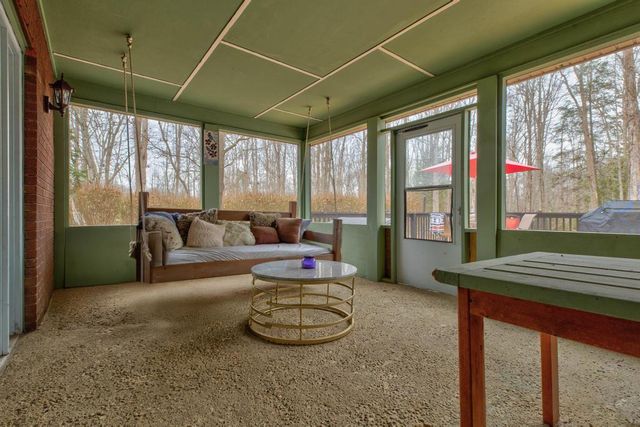 75 Secretariat Trail, Corbin, KY 40701