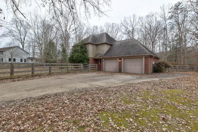75 Secretariat Trail, Corbin, KY 40701