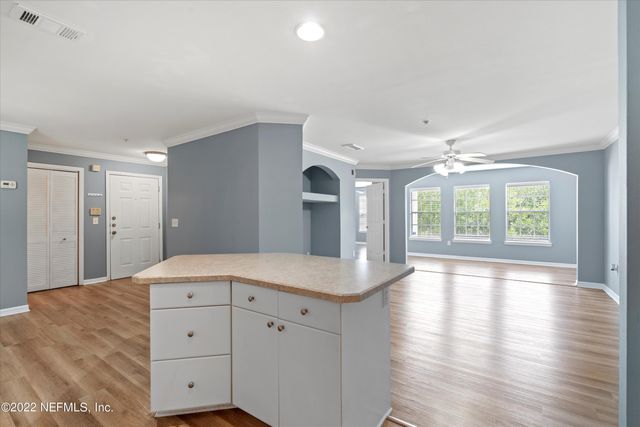 3591 KERNAN Boulevard, 621, Jacksonville, FL 32224