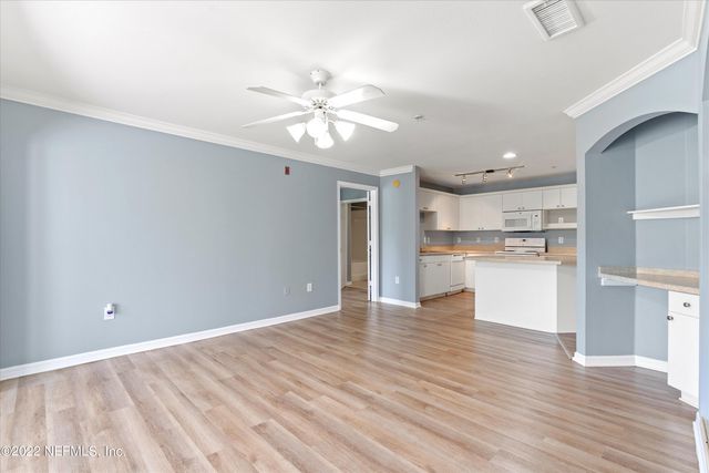 3591 KERNAN Boulevard, 621, Jacksonville, FL 32224