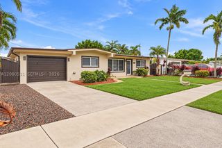 5505 W 14th Ln, Hialeah, FL 33012