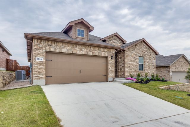 9732 CHERRYVILLE Road, Fort Worth, TX 76108