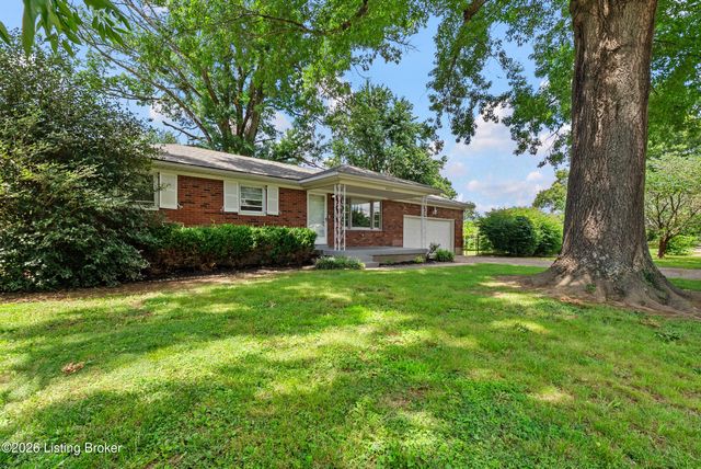 4828 Kaufman Ln, Louisville, KY 40216