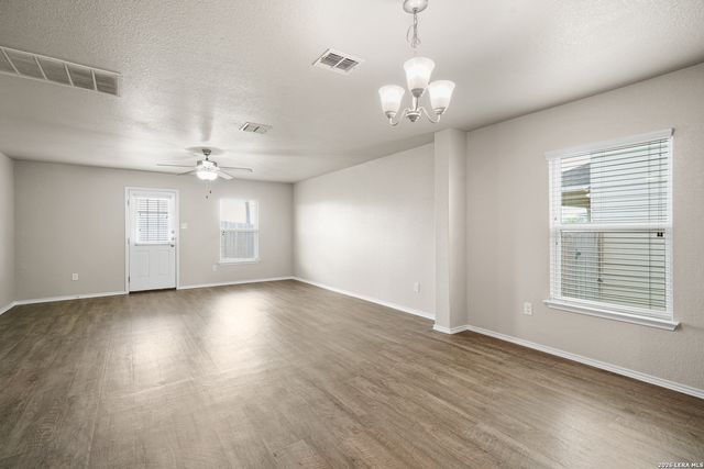 6607 Port Elizabeth, Converse, TX 78109