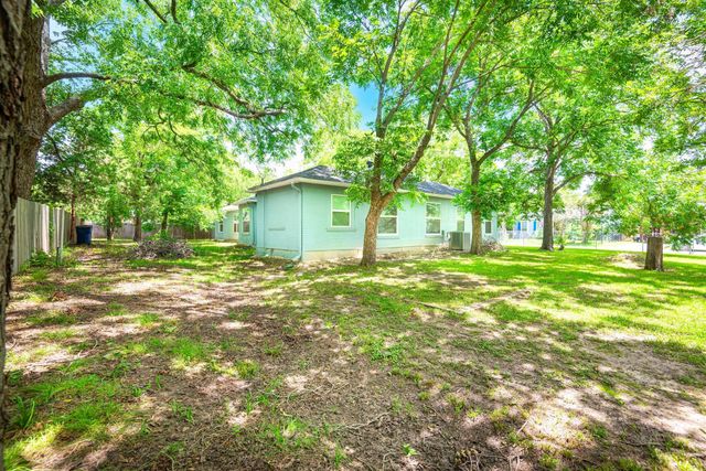 4004 4th Street, Greenville, TX 75401