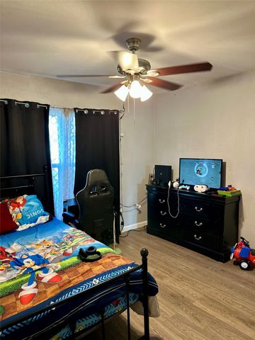 4004 4th Street, Greenville, TX 75401