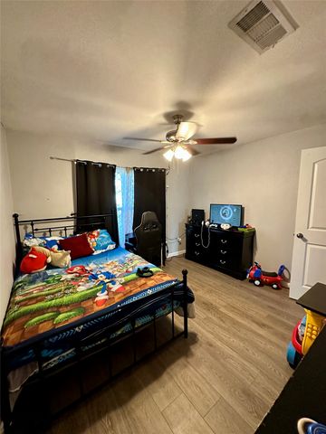 4004 4th Street, Greenville, TX 75401