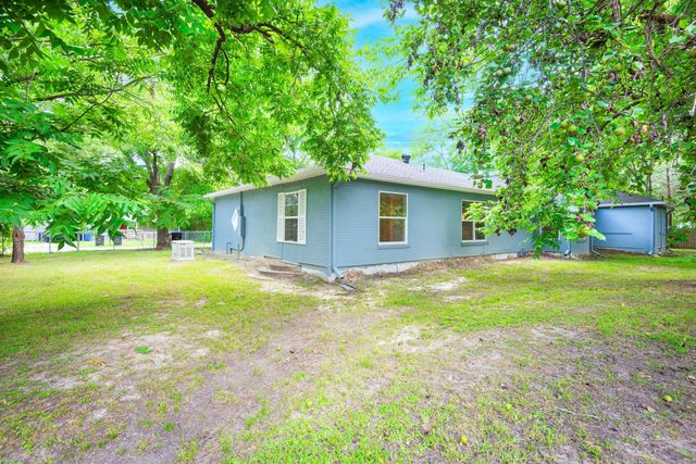 4004 4th Street, Greenville, TX 75401