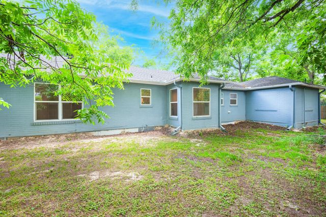 4004 4th Street, Greenville, TX 75401